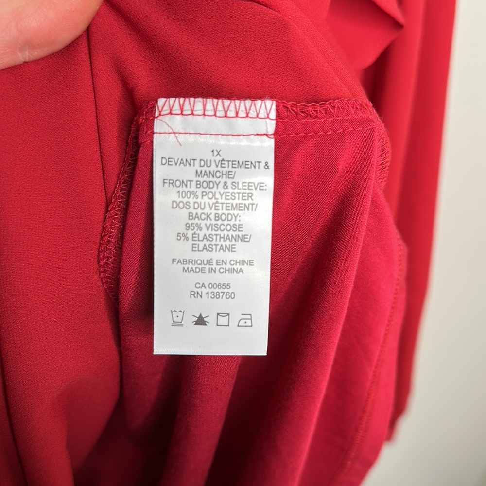 NWT Penningtons Red Mixed Media Blouse With Ruffle Shoulders - Picture 10 of 14